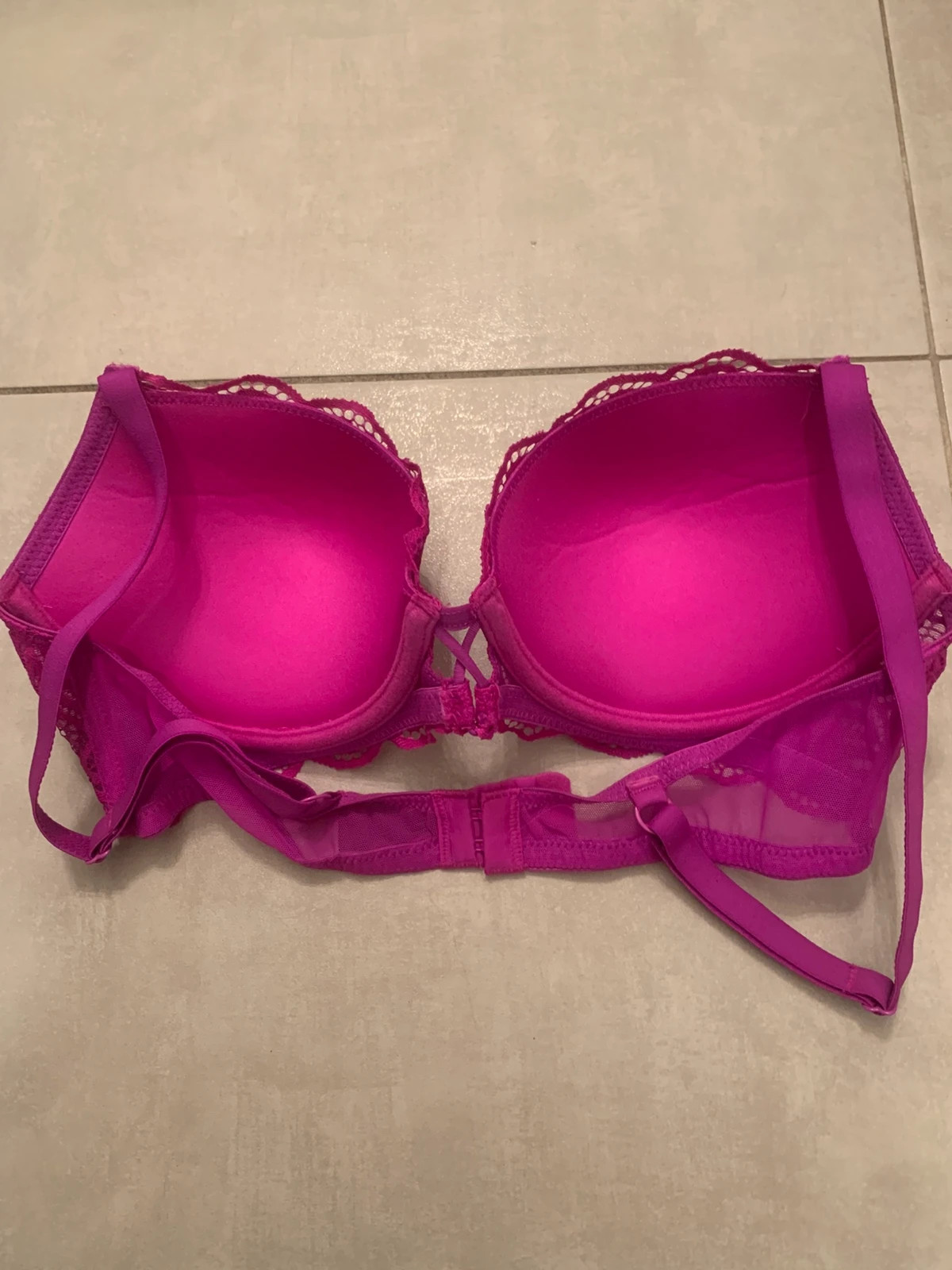 Soutien-gorge Undiz 90D rose fuchsia dentelle push-up – Undiz – taille 90D 4