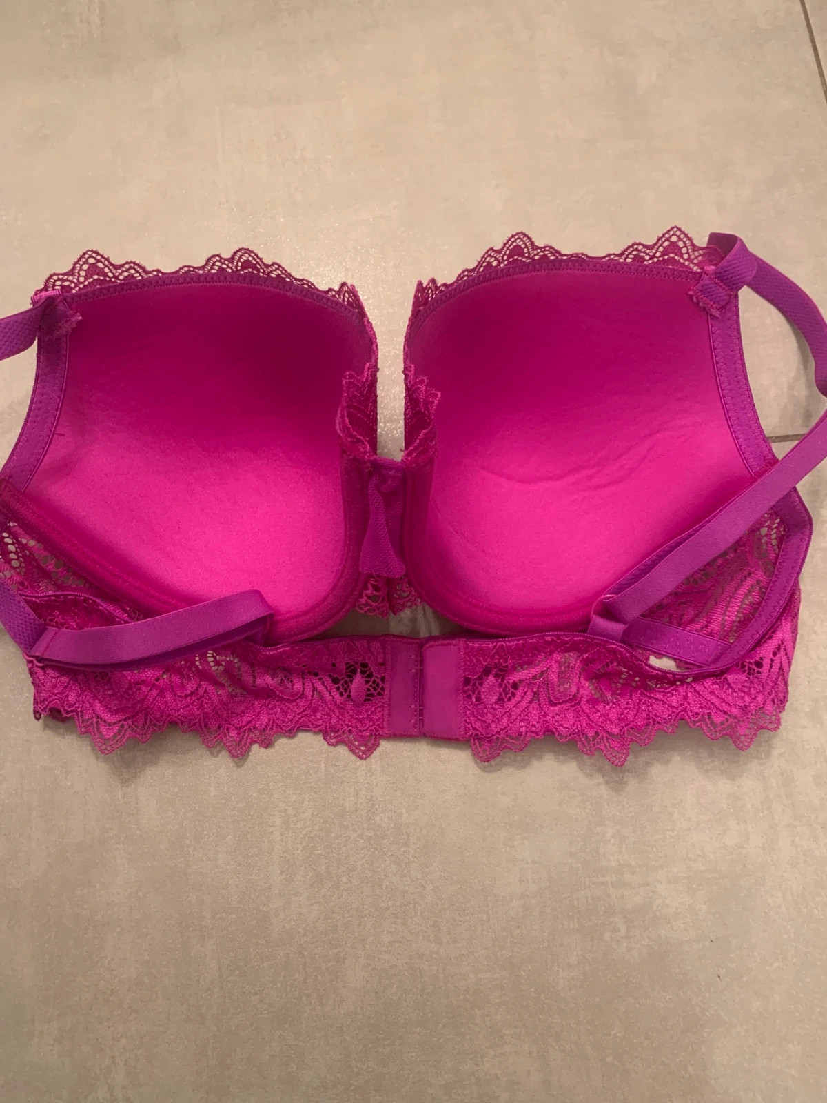 Soutien-gorge Undiz fuchsia rose vif dentelle – 90D – push-up balconnet – Undiz – taille 90D 5