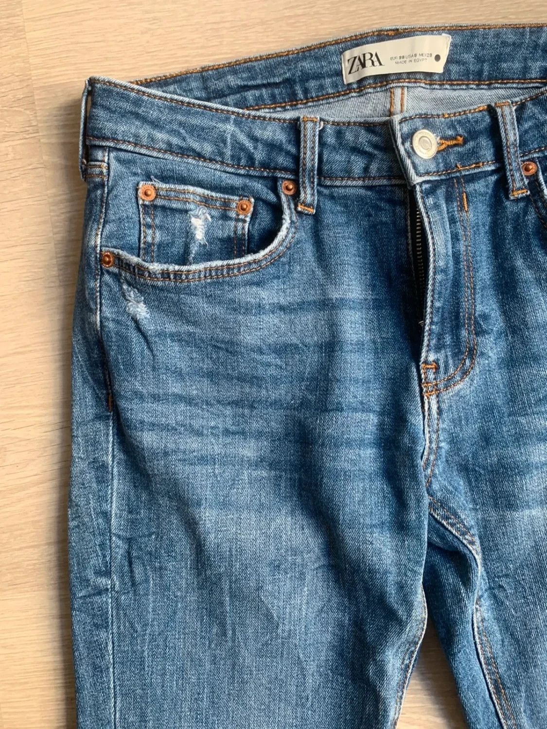 👖 Jean skinny Zara modèle The Skinny en denim bleu délavé. – Zara – taille S / 36 / 8 4