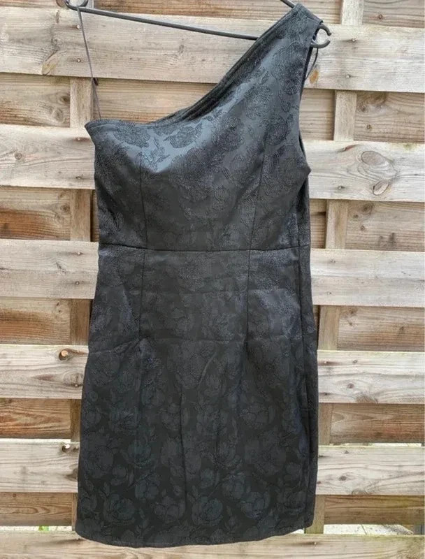 Robe noire bustier asymétrique Etam – Taille S – Effet brodé élégant – Etam – taille S / 36 / 8 5