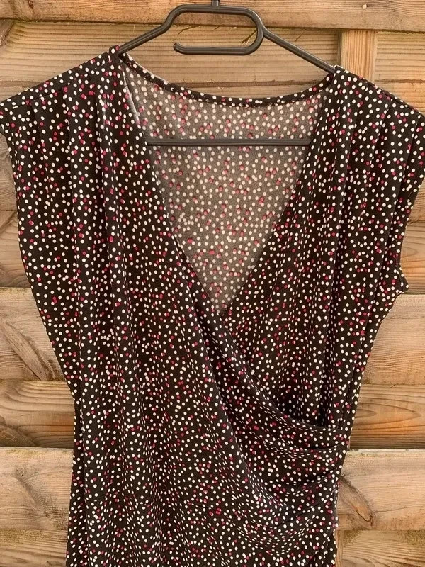 Robe portefeuille noire à pois rouge/blanc T36 – élégante & féminine – taille S / 36 / 8 2