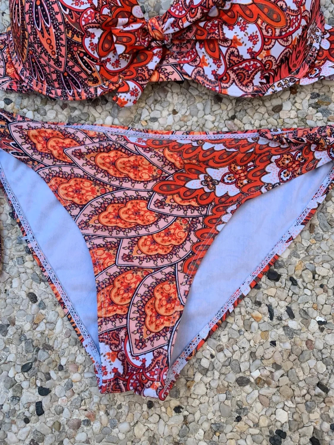Maillot de bain 2 pièces imprimé bohème/cachemire – Taille S – taille S / 36 / 8 5