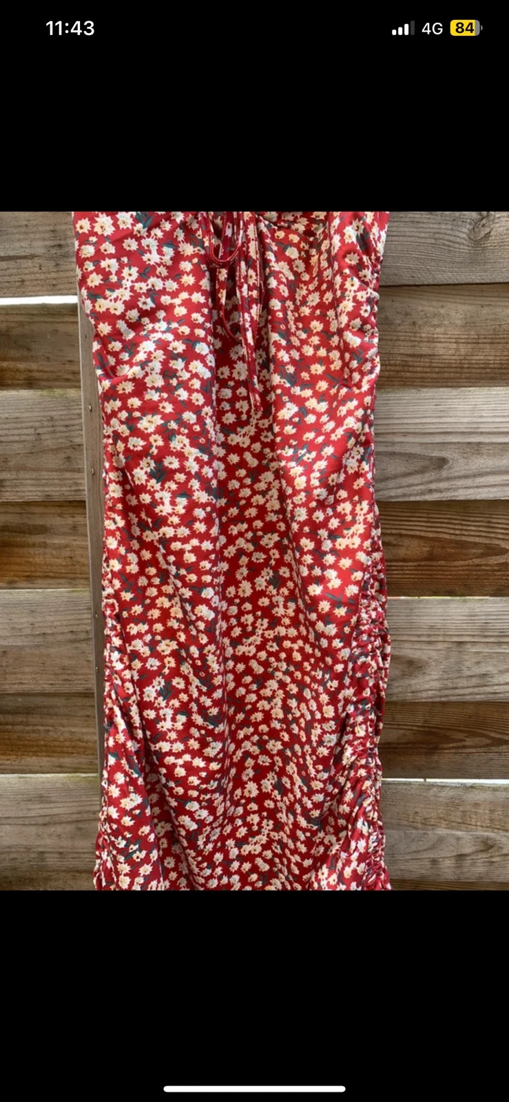Robe fleurie rouge froncée ajustable Taille M/38 Très bon état – Shein – taille M / 38 / 10 4