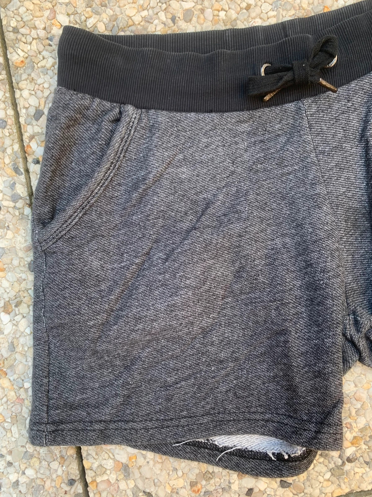 Short Ellesse gris anthracite taille S – Ellesse – taille S / 36 / 8 2