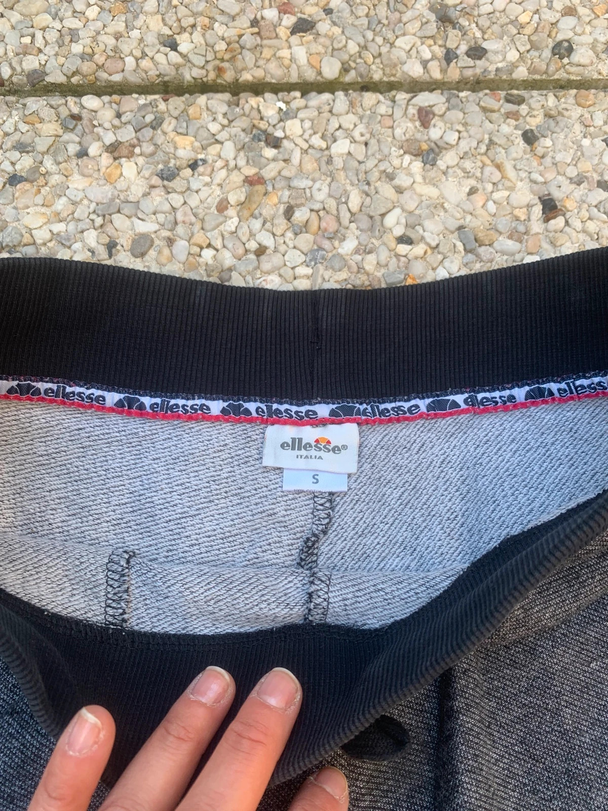 Short Ellesse gris anthracite taille S – Ellesse – taille S / 36 / 8 5