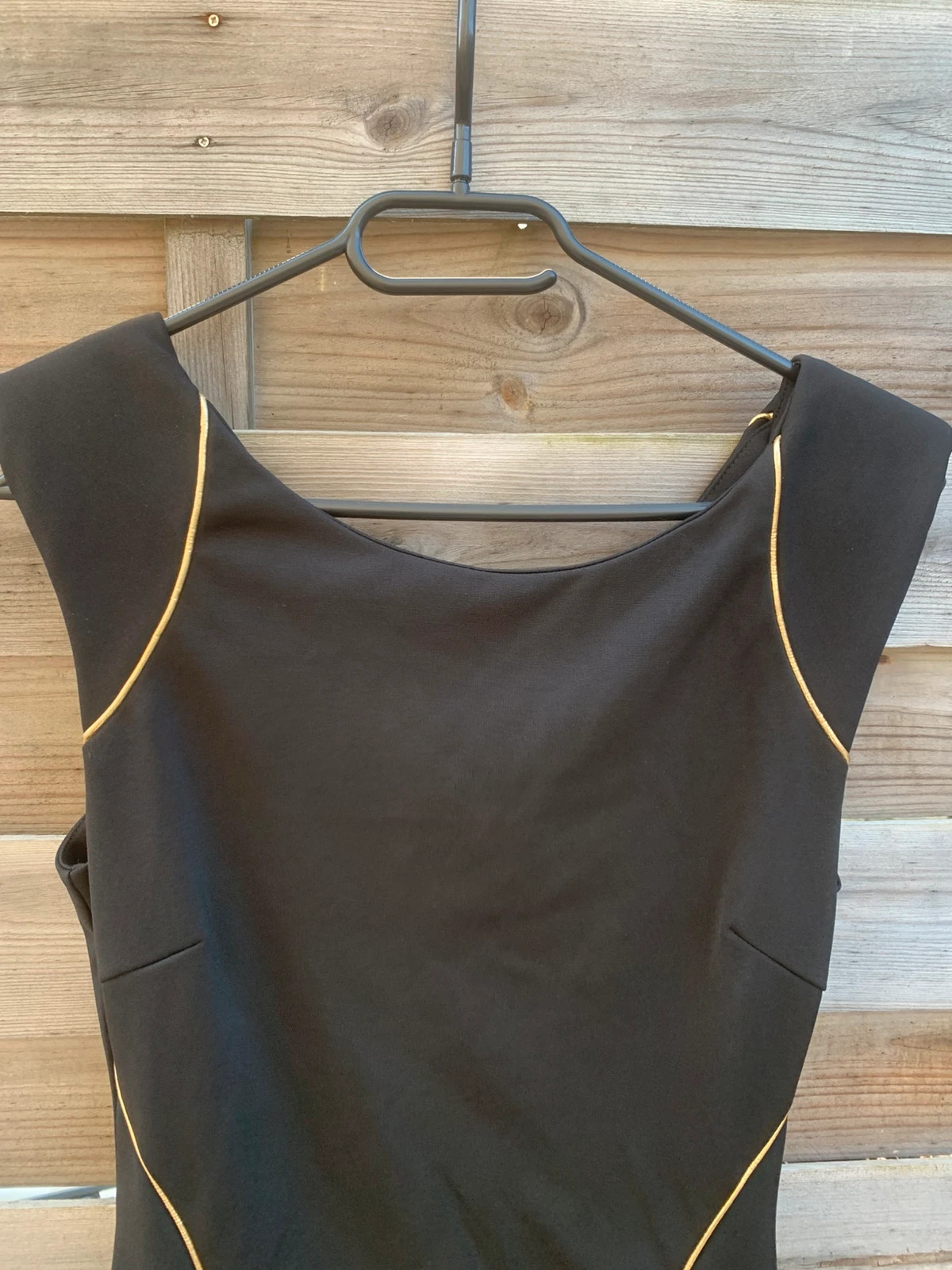 Robe de soirée noire zippée détails dorés épaules rembourrées T36 – taille S / 36 / 8 3