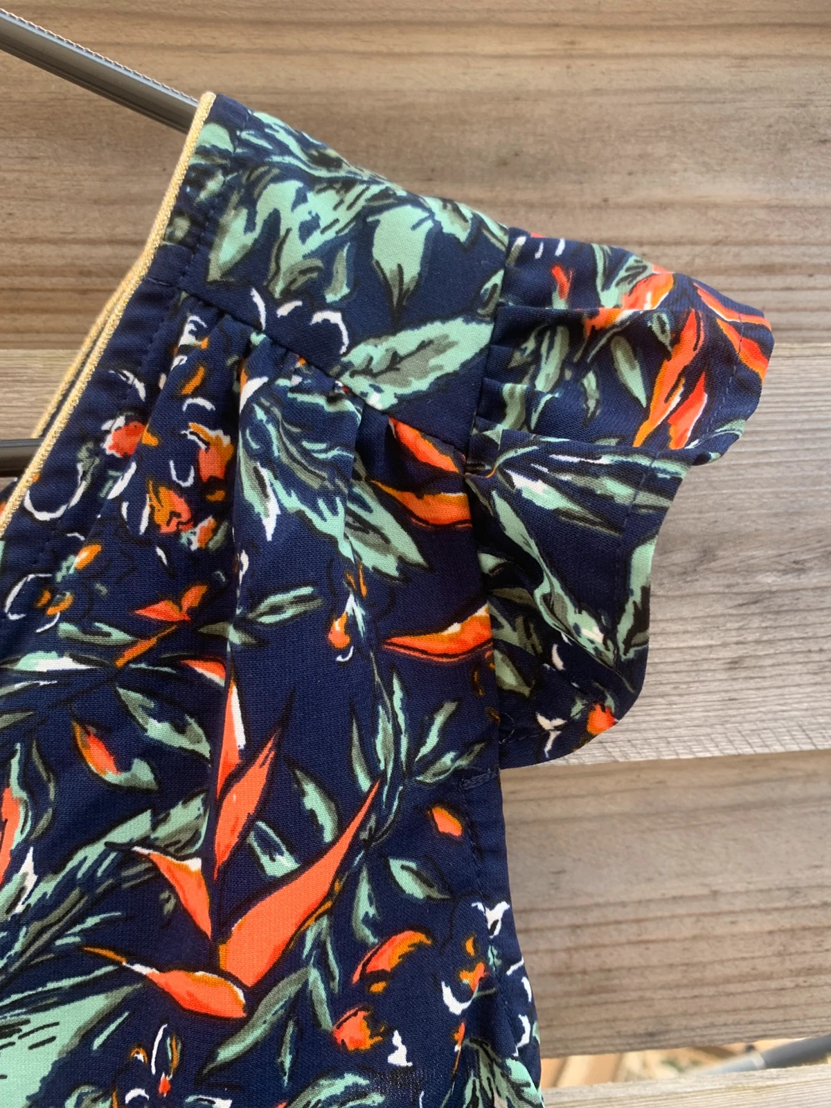🌿 Top ONLY S imprimé tropical à volants bleu marine été – ONLY – taille S / 36 / 8 4