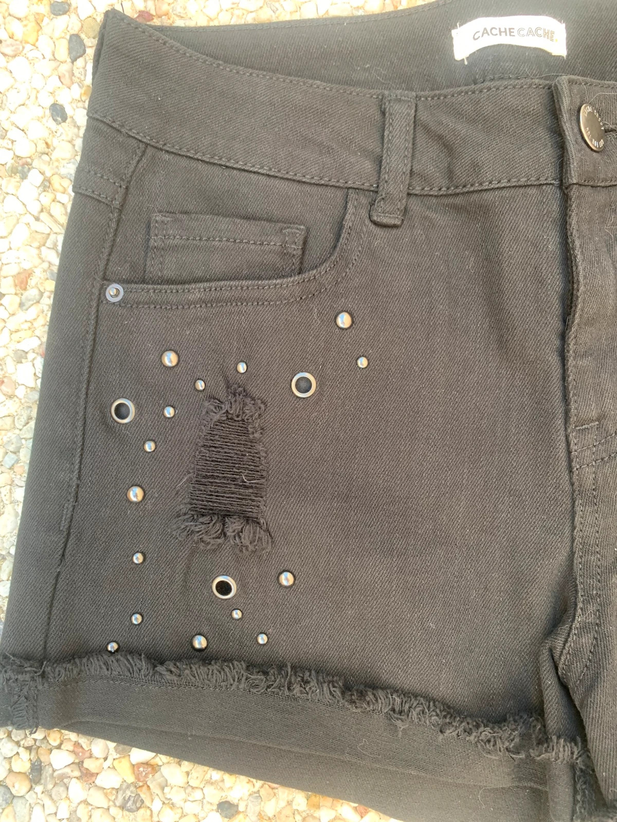 Short en jean noir Cache Cache T34 clouté destroy stretch – Cache Cache – taille XS / 34 / 6 2