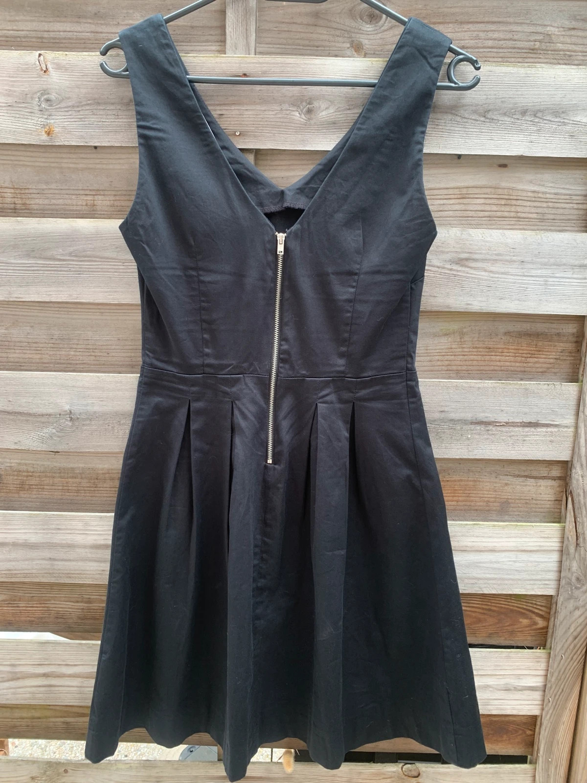 Robe noire Camaïeu taille 34 coupe patineuse décolleté V – Camaïeu – taille XS / 34 / 6 5