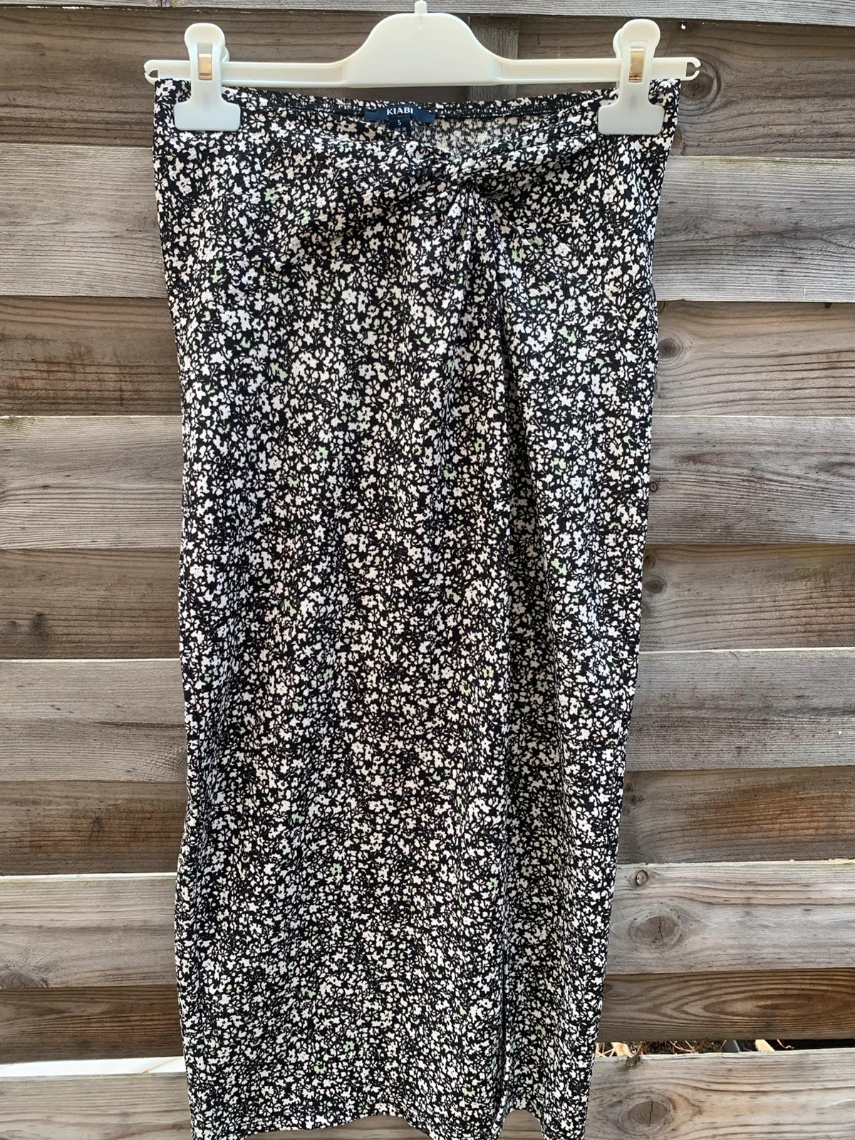 Jupe midi fleurie Kiabi taille S 36 fendue taille haute – Kiabi – taille S / 36 / 8 2