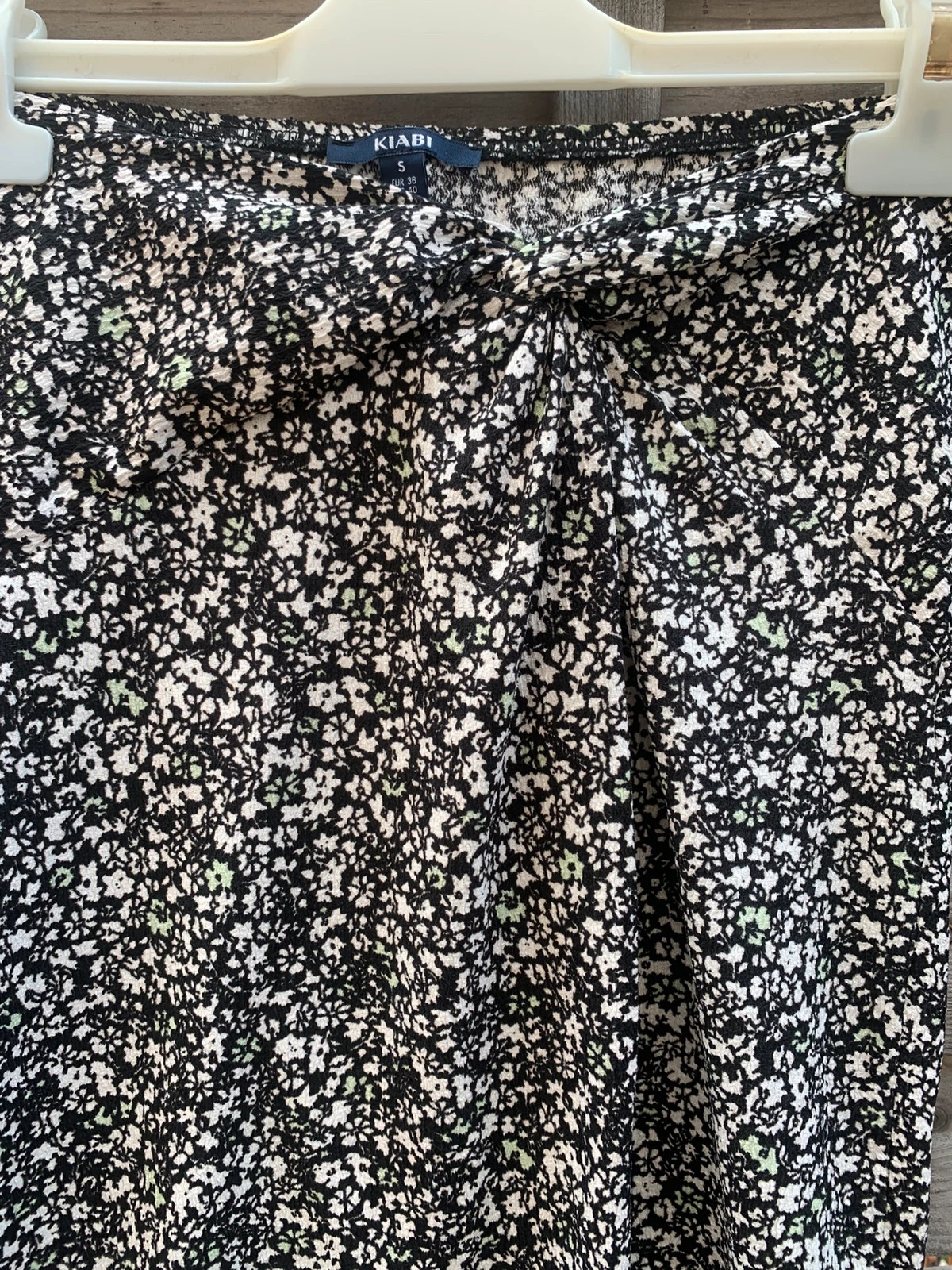 Jupe midi fleurie Kiabi taille S 36 fendue taille haute – Kiabi – taille S / 36 / 8 4