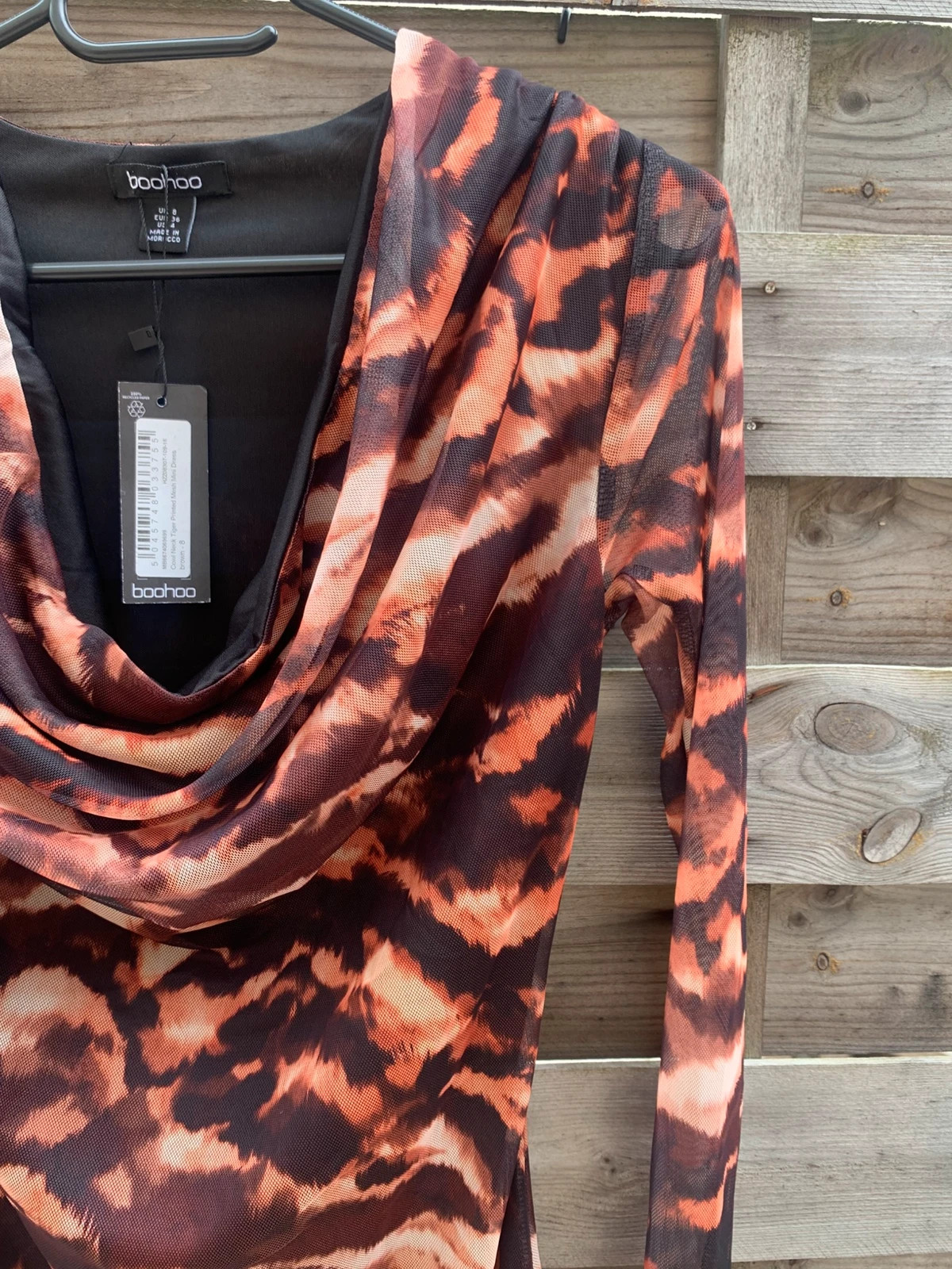 Robe Boohoo neuve avec étiquette – Imprimé tigre – Taille 36 🐅🤎 – Boohoo – taille S / 36 / 8 4