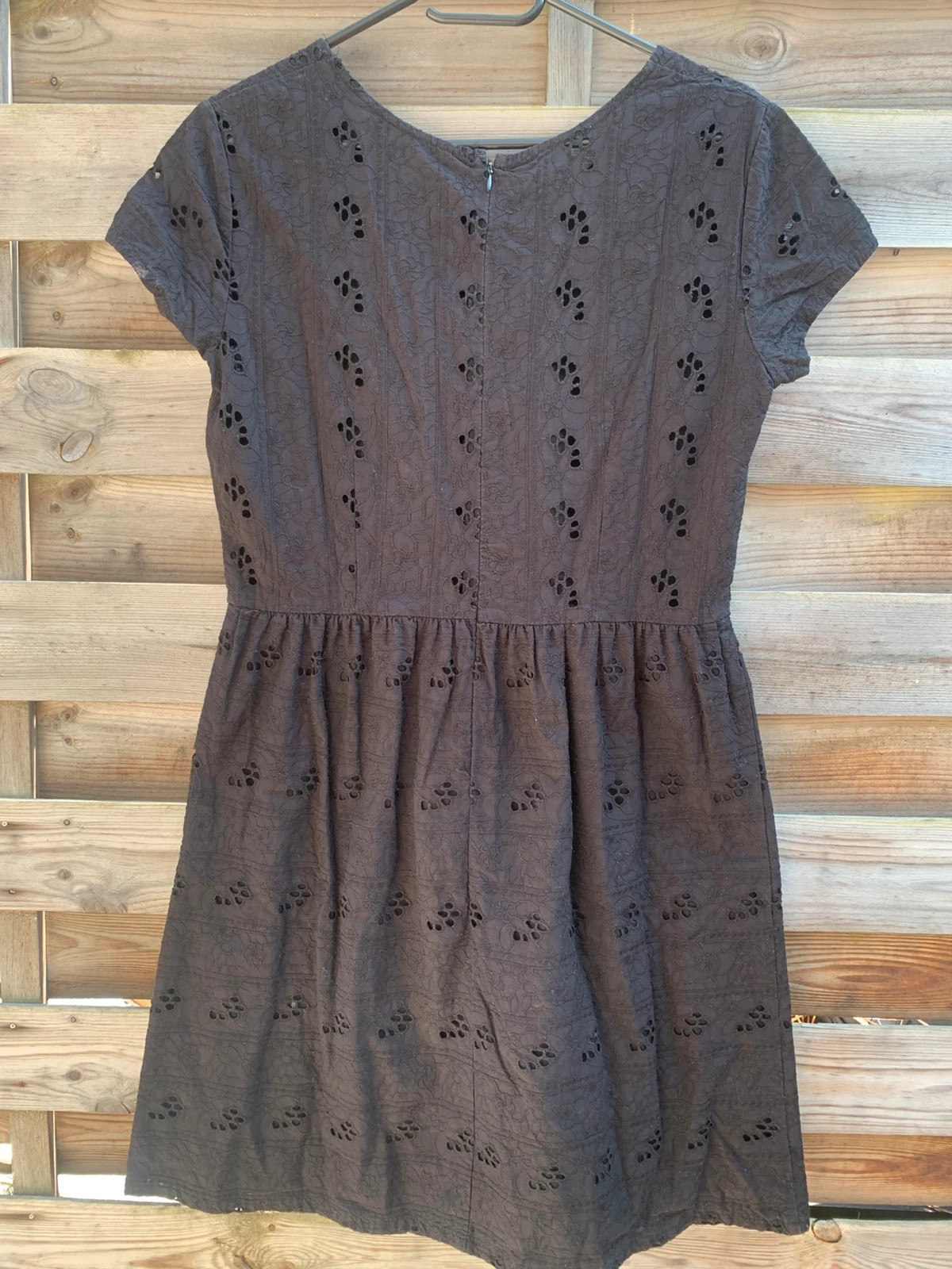 Robe broderie anglaise noire T38 environ manches courtes doublée – taille M / 38 / 10 5