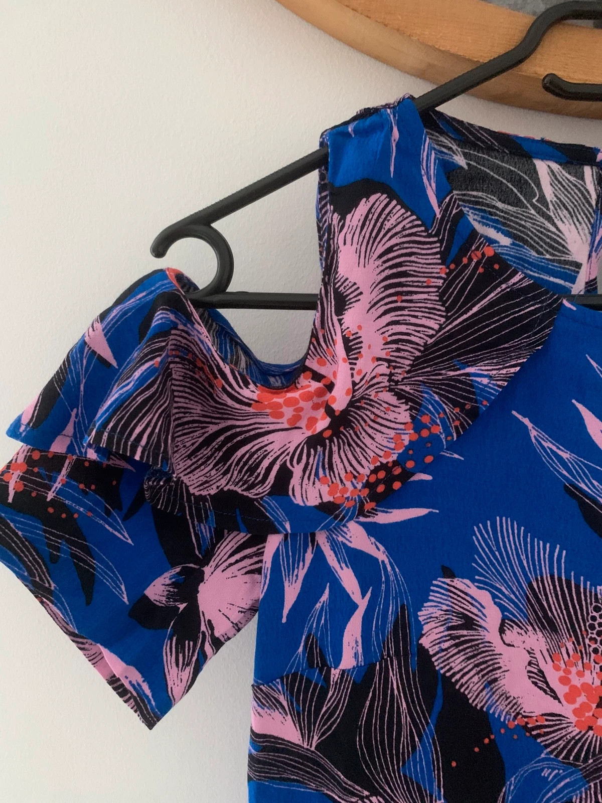 Combinaison short Morgan bleu tropical fleurie XS/34 🌺💙 – Morgan – taille XS / 34 / 6 5