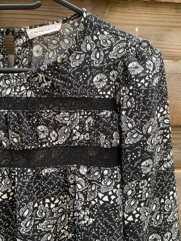 Blouse Cache Cache noire & blanche imprimée – Taille 34 - neuve sans étiquette – Cache Cache – taille XS / 34 / 6 3
