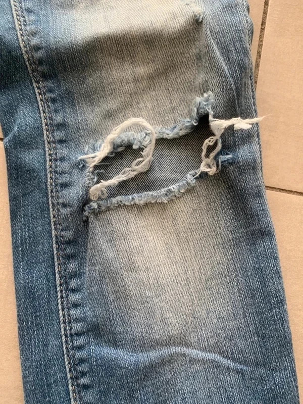 Jean ONLY Carmen skinny destroy – Taille 34 / XS – ONLY – taille XS / 34 / 6 4