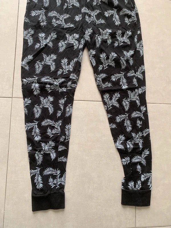 Bas de pyjama noir imprimé feuilles – Taille S – taille S / 36 / 8 3