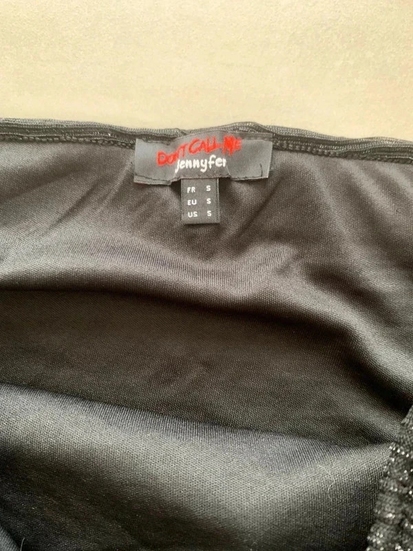 Jupe noire brillante plissée à volant Jennyfer – Taille S – Jennyfer – taille S / 36 / 8 2