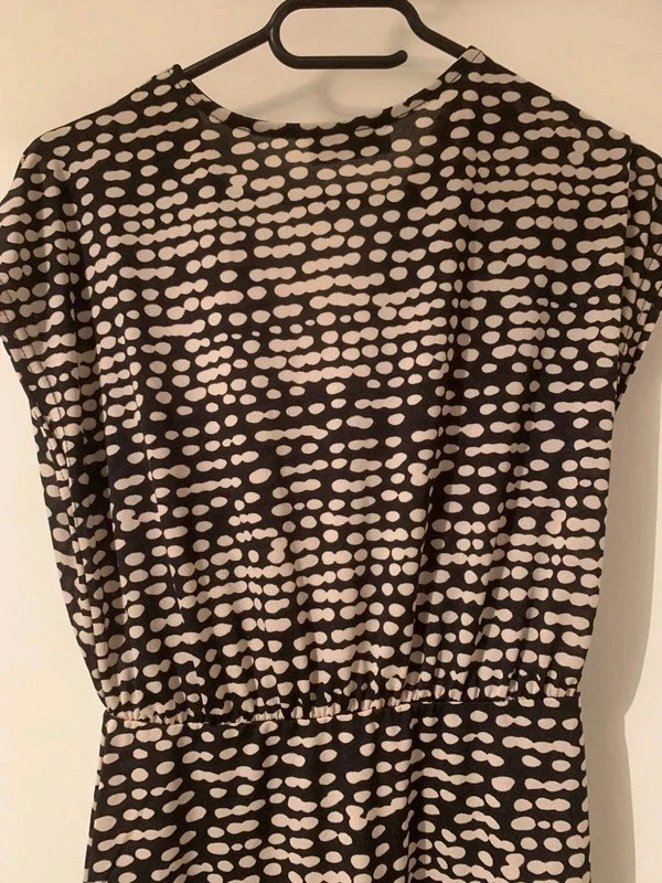 Robe noire à imprimé graphique – taille 36 – Mademoiselle Frenchy – taille S / 36 / 8 5