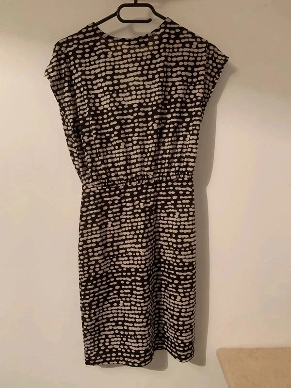 Robe noire à imprimé graphique – taille 36 – Mademoiselle Frenchy – taille S / 36 / 8 4