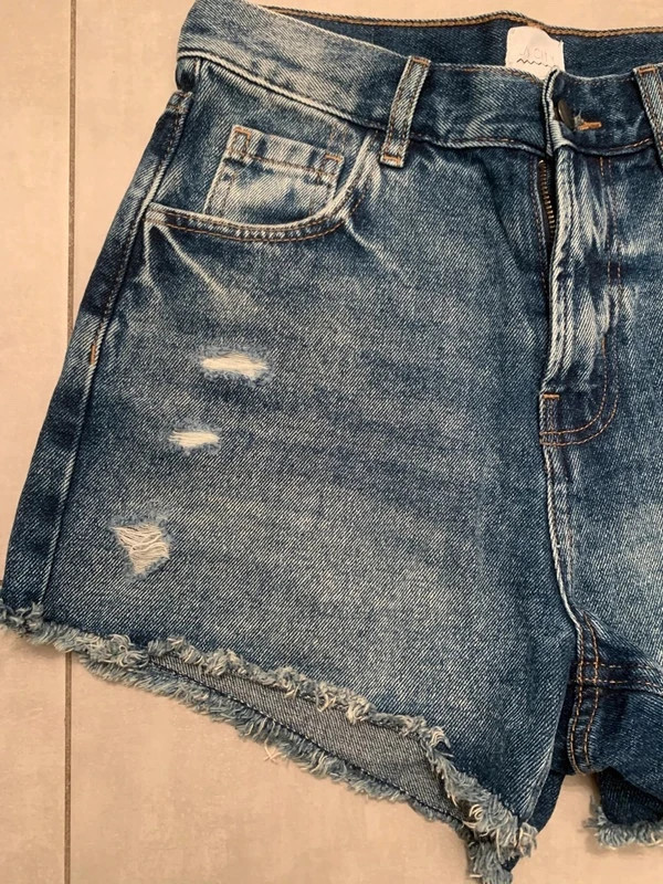 Short en jean La City taille 36 neuf – effet délavé tendance – La City – taille S / 36 / 8 2
