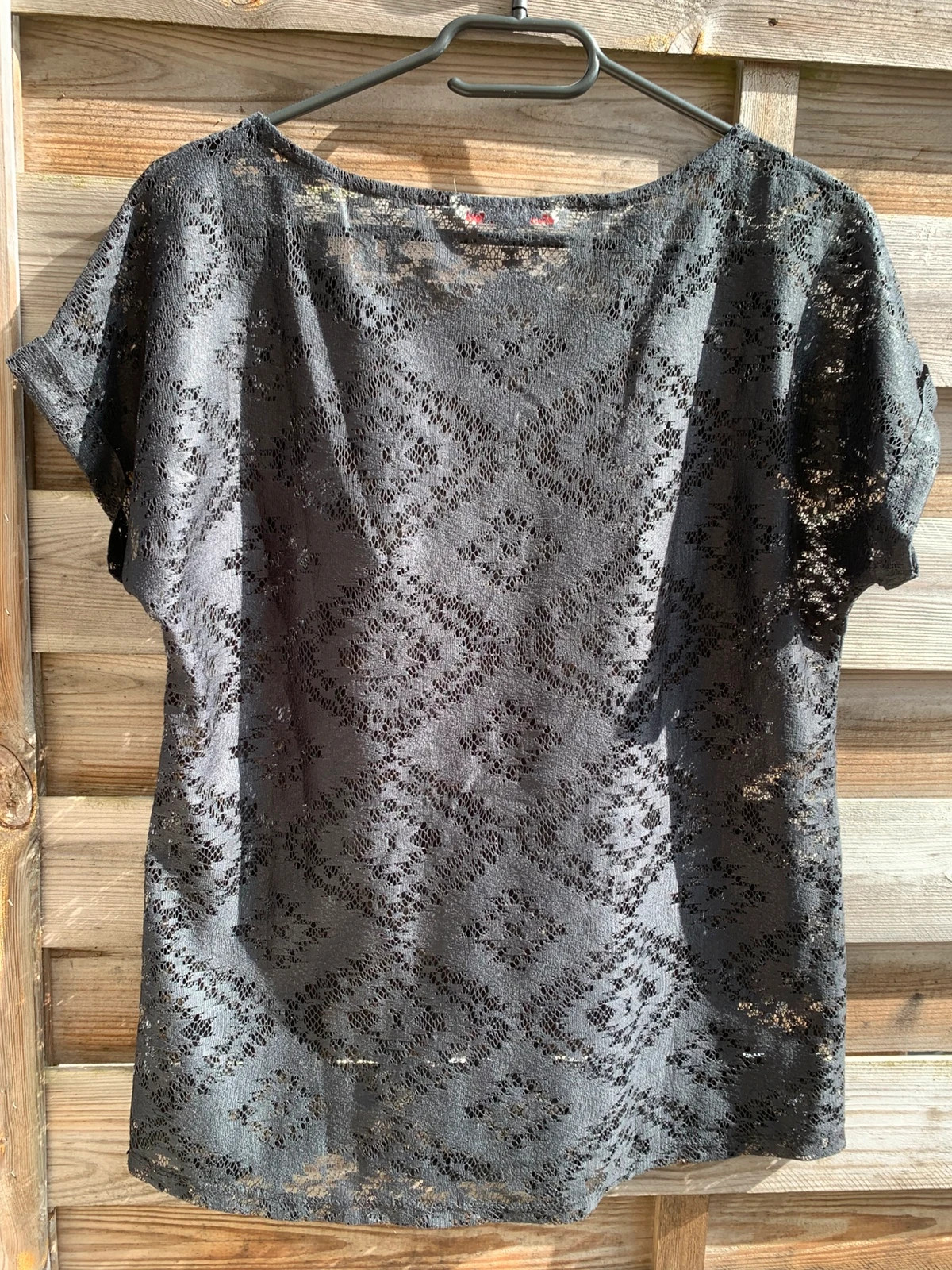 T-shirt dentelle noir Camaïeu S/36 – chic & transparent – Camaïeu – taille S / 36 / 8 5