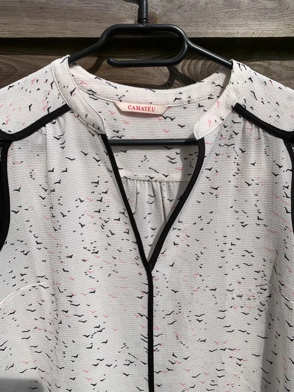 Blouse Camaïeu beige imprimée oiseaux col noir sans manches - S – Camaïeu – taille S / 36 / 8 2