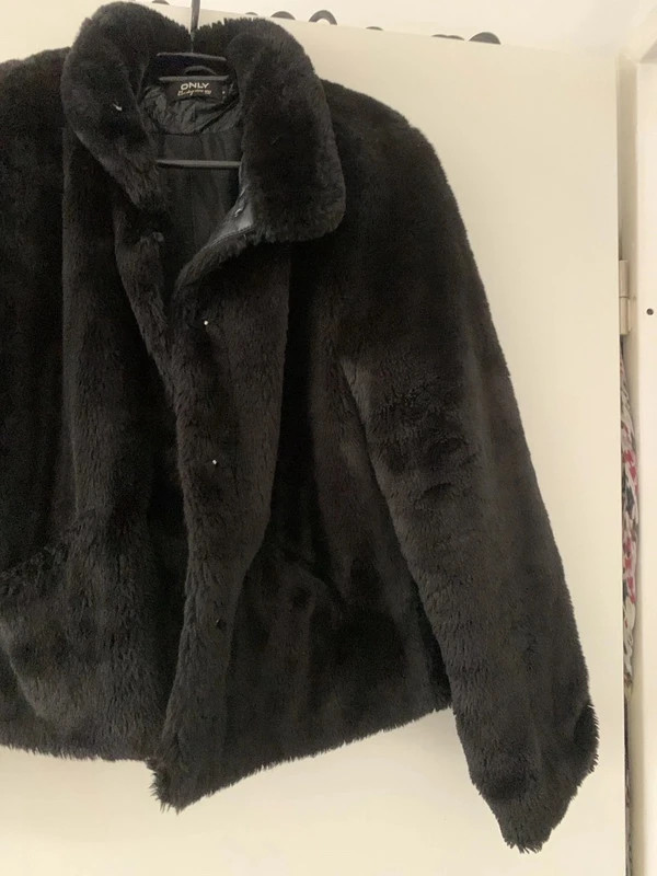 Veste fausse fourrure Only - 36/S – ONLY – taille S / 36 / 8 5