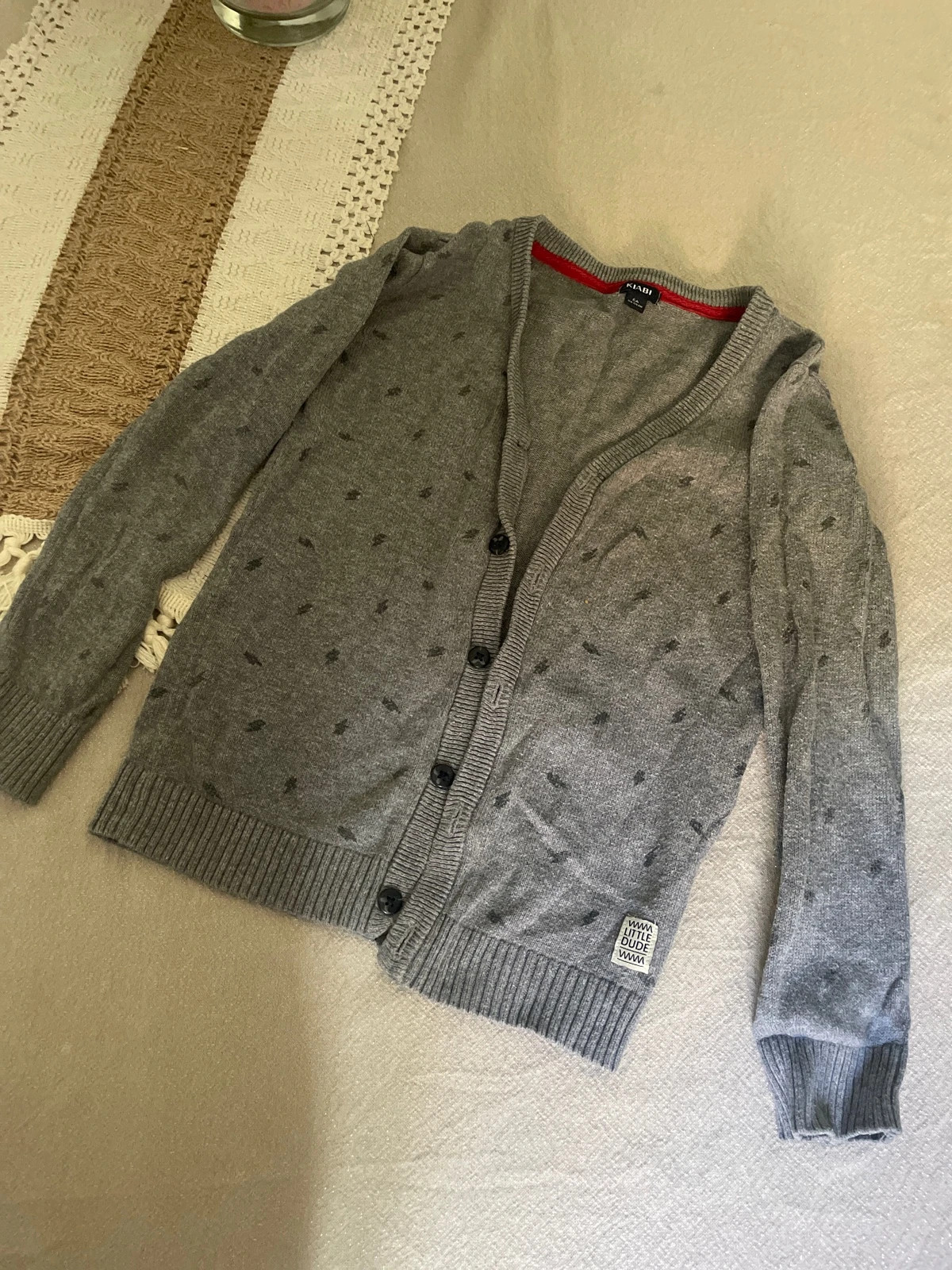 Gilet garçon KIABI gris – Kiabi – taille 6 ans / 116 cm