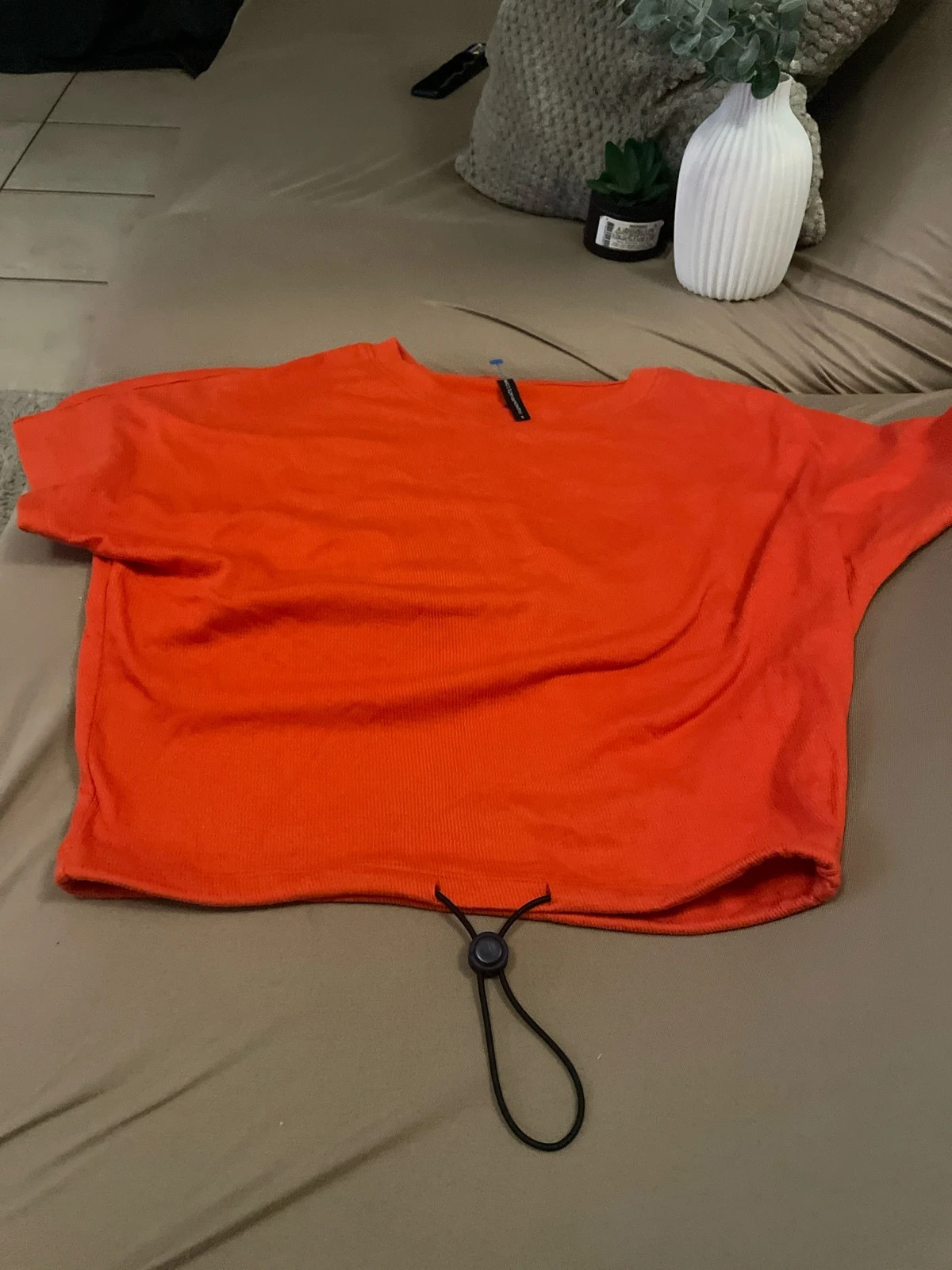 Crop top orange manches courtes – Taille S