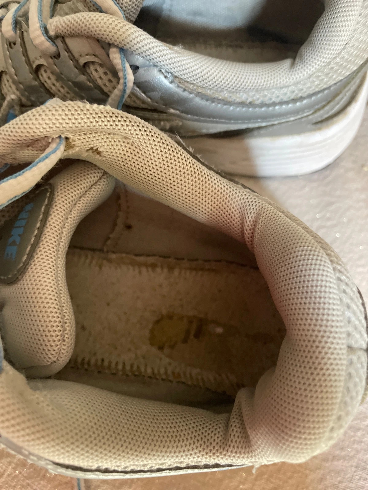 Basket enfant – Nike – taille 37 5