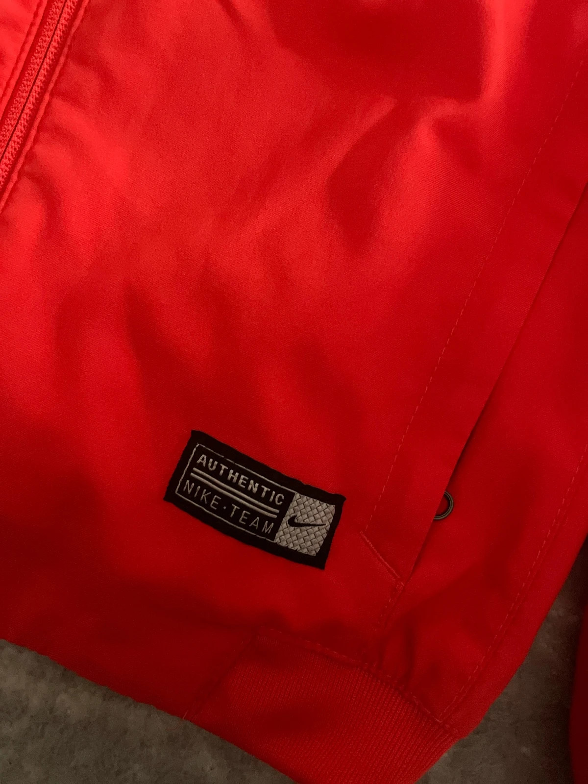 Veste de sport Nike – Nike – taille 8 ans / 128 cm 2