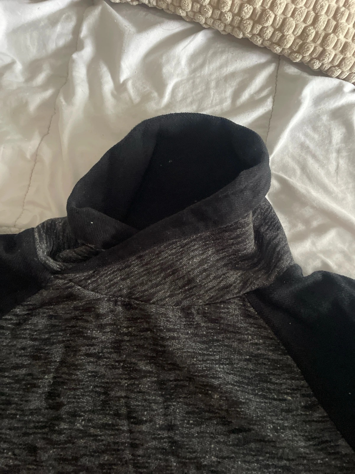 Pull garçon – Kiabi – taille 12 ans / 152 cm 2