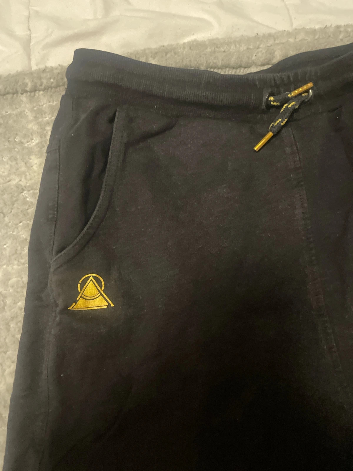 Short garçon – Kiabi – taille 12 ans / 152 cm 3