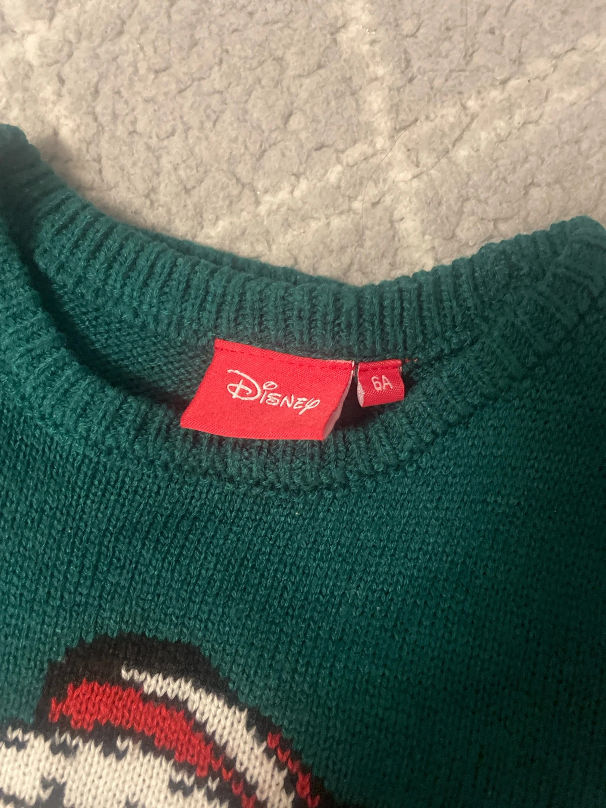 Pull enfant Noël – Disney – taille 6 ans / 116 cm 2