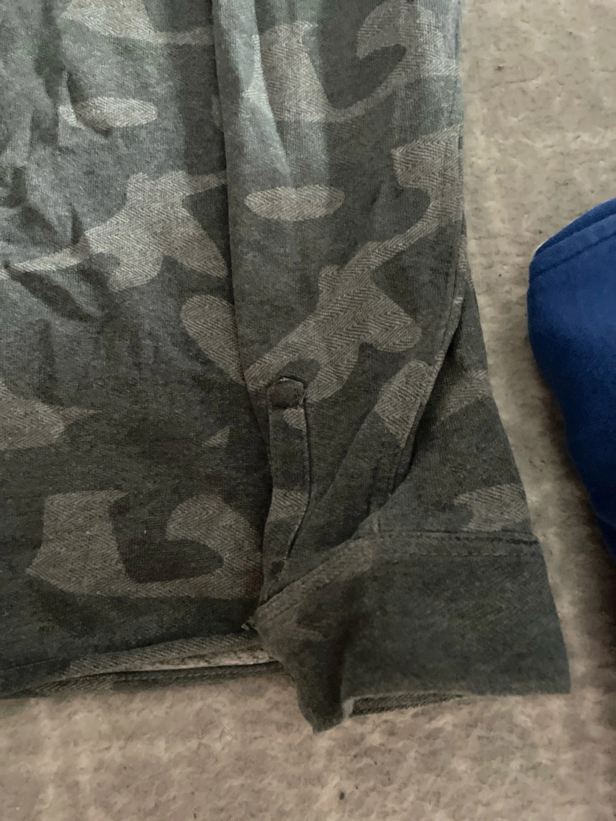 Veste à capuche garçon – Kiabi – taille 12 ans / 152 cm 5