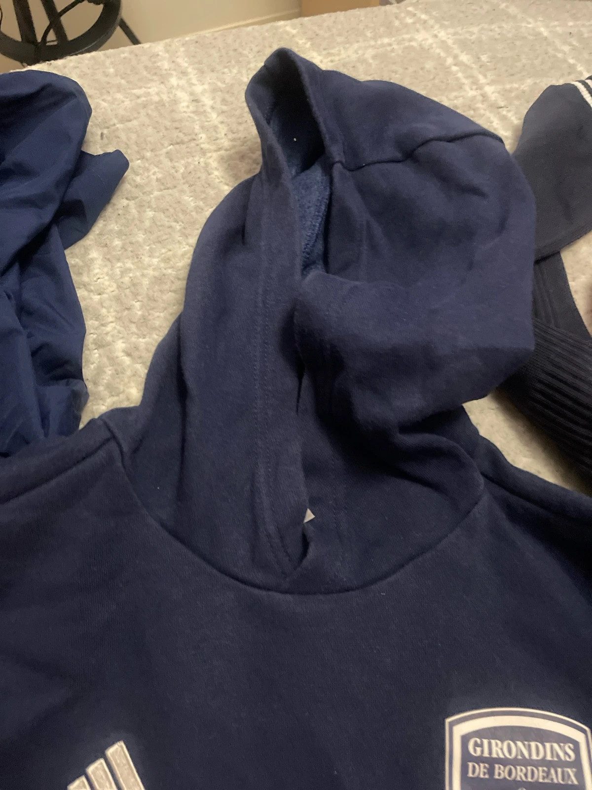 Pull à capuche girondins de bordeaux – adidas – taille 11 ans / 146 cm 2