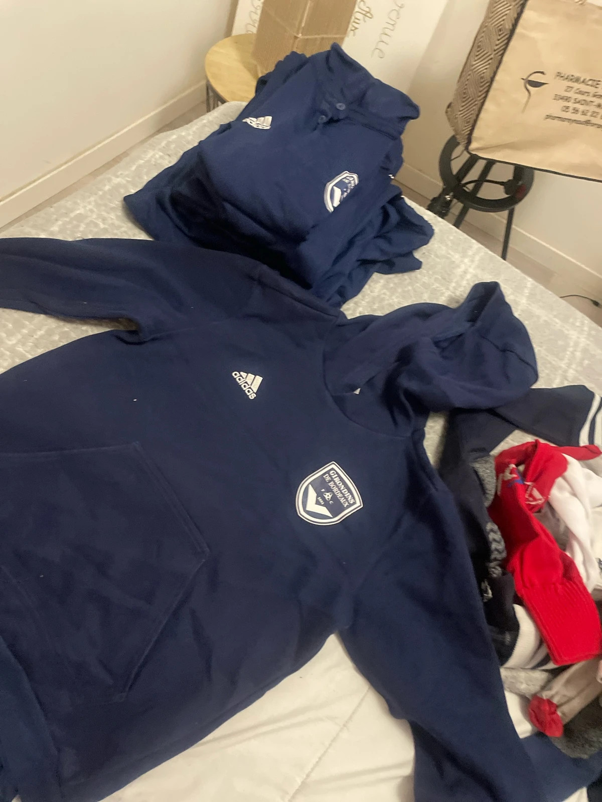 Pull à capuche girondins de bordeaux – adidas – taille 11 ans / 146 cm 3
