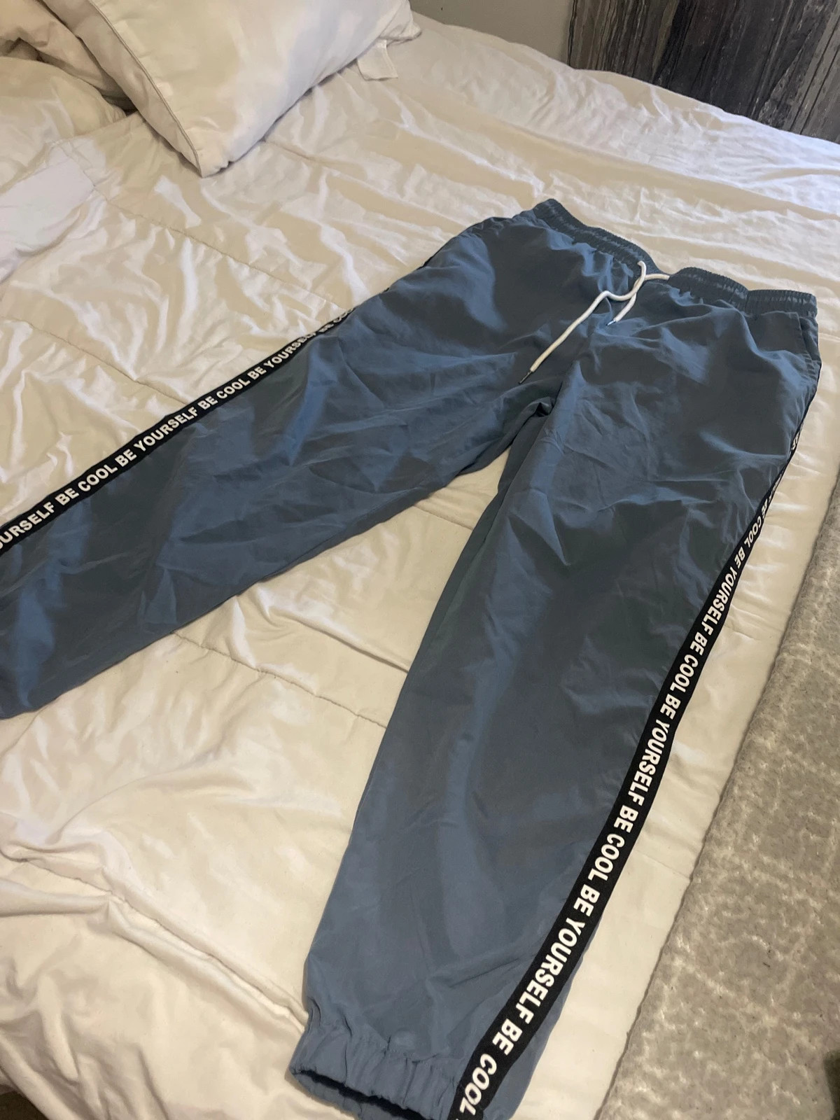 Pantalon garçon – Shein – taille M 4