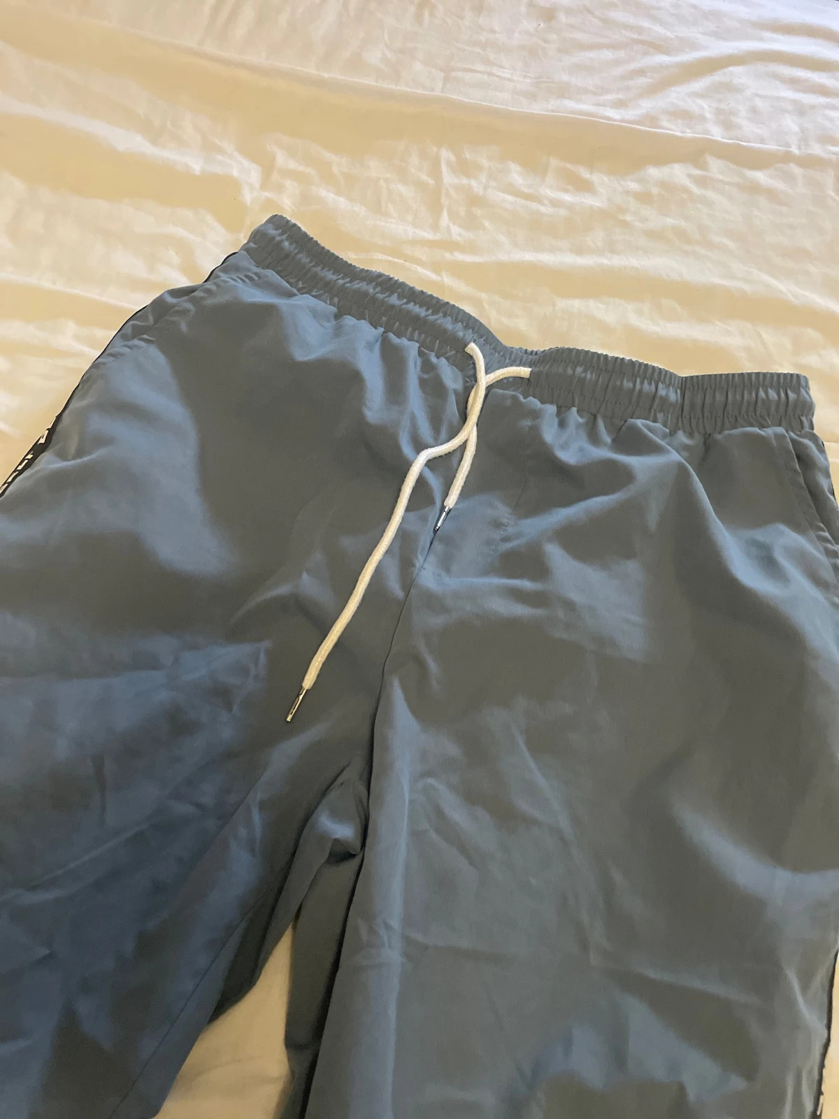 Pantalon garçon – Shein – taille M 2