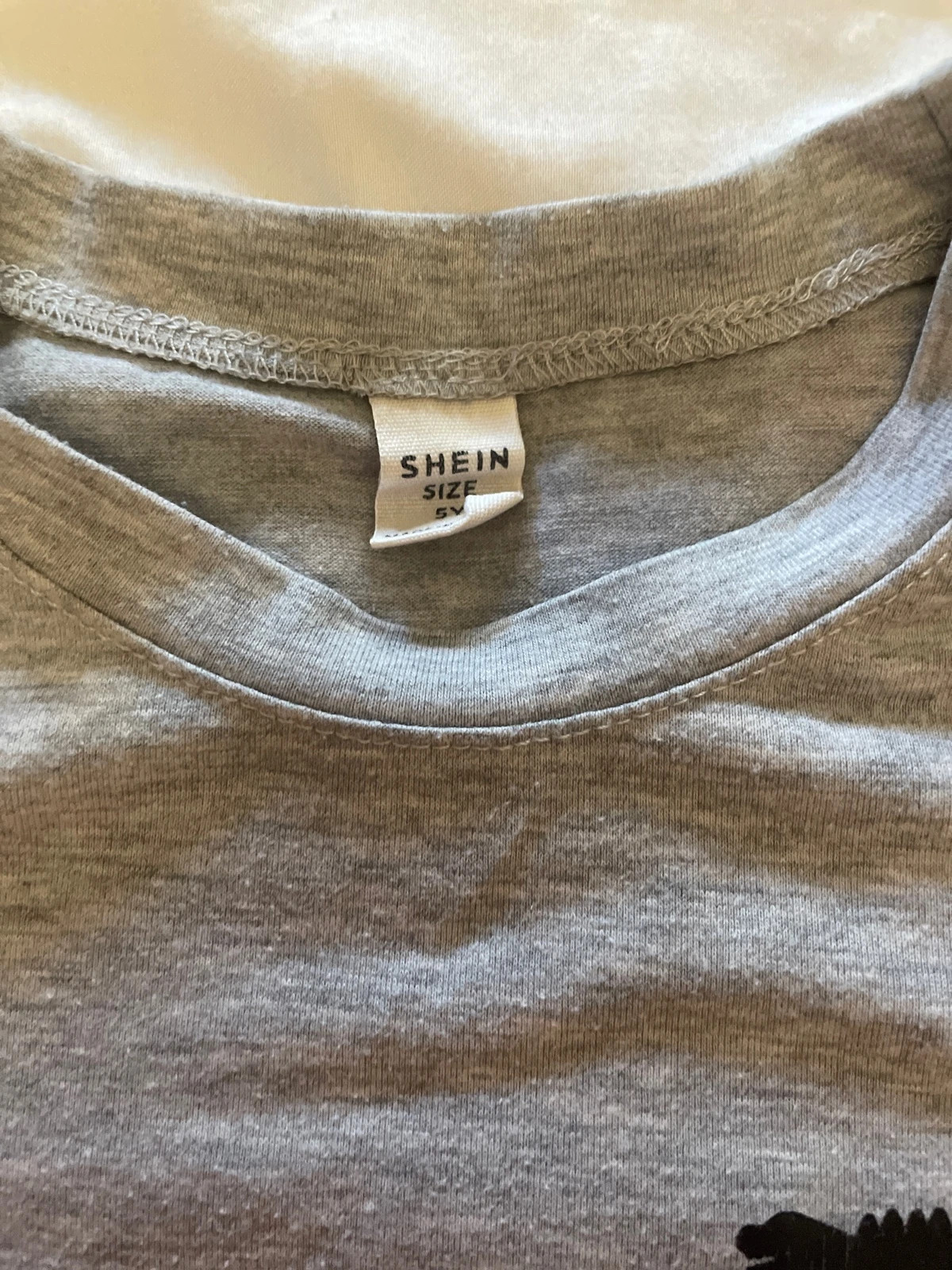Teeshirt garçon – Shein – taille 5 ans / 110 cm 2