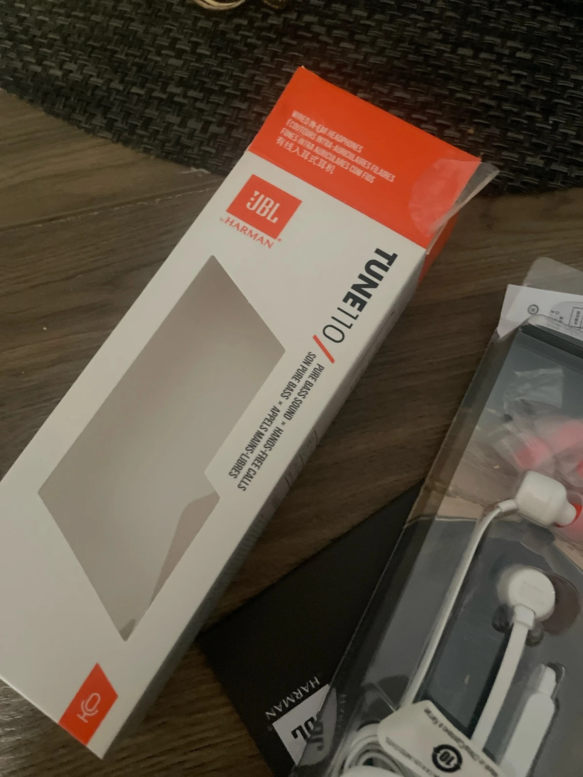 Écouteur filaire – JBL 3