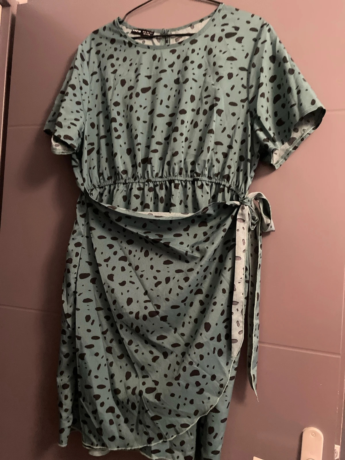 Robe femme SHEIN vert d’eau effet drapé à nouer – XXL – Shein – taille XXL / 44 / 16 2