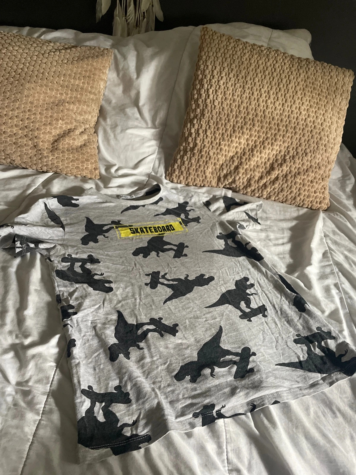 T-shirt Gémo garçon skateboard dinosaures – 12 ans – Gémo – taille 12 ans / 152 cm 3