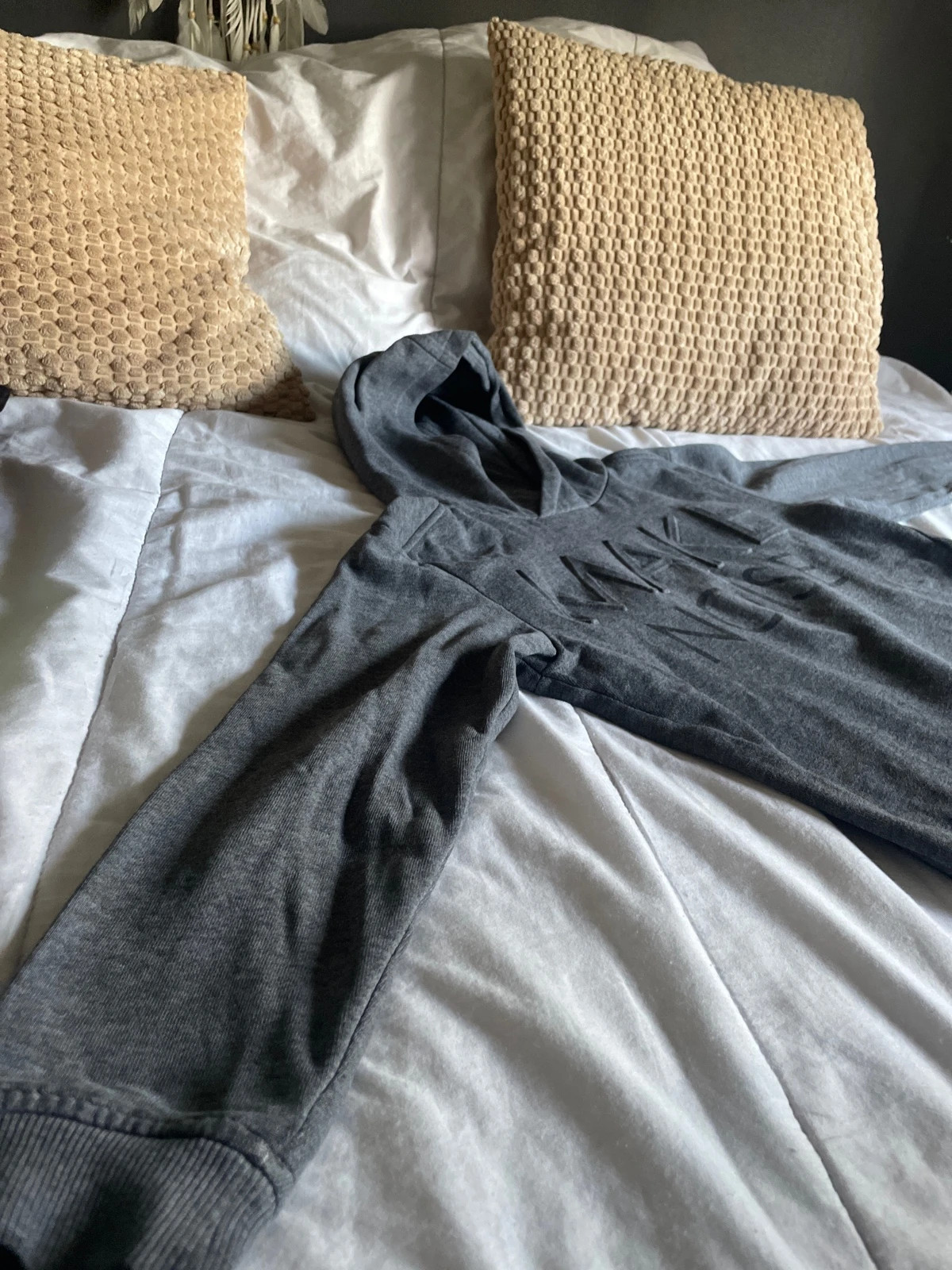 Sweat à capuche garçon Kiabi gris – 10 ans – Kiabi – taille 10 ans / 140 cm 3