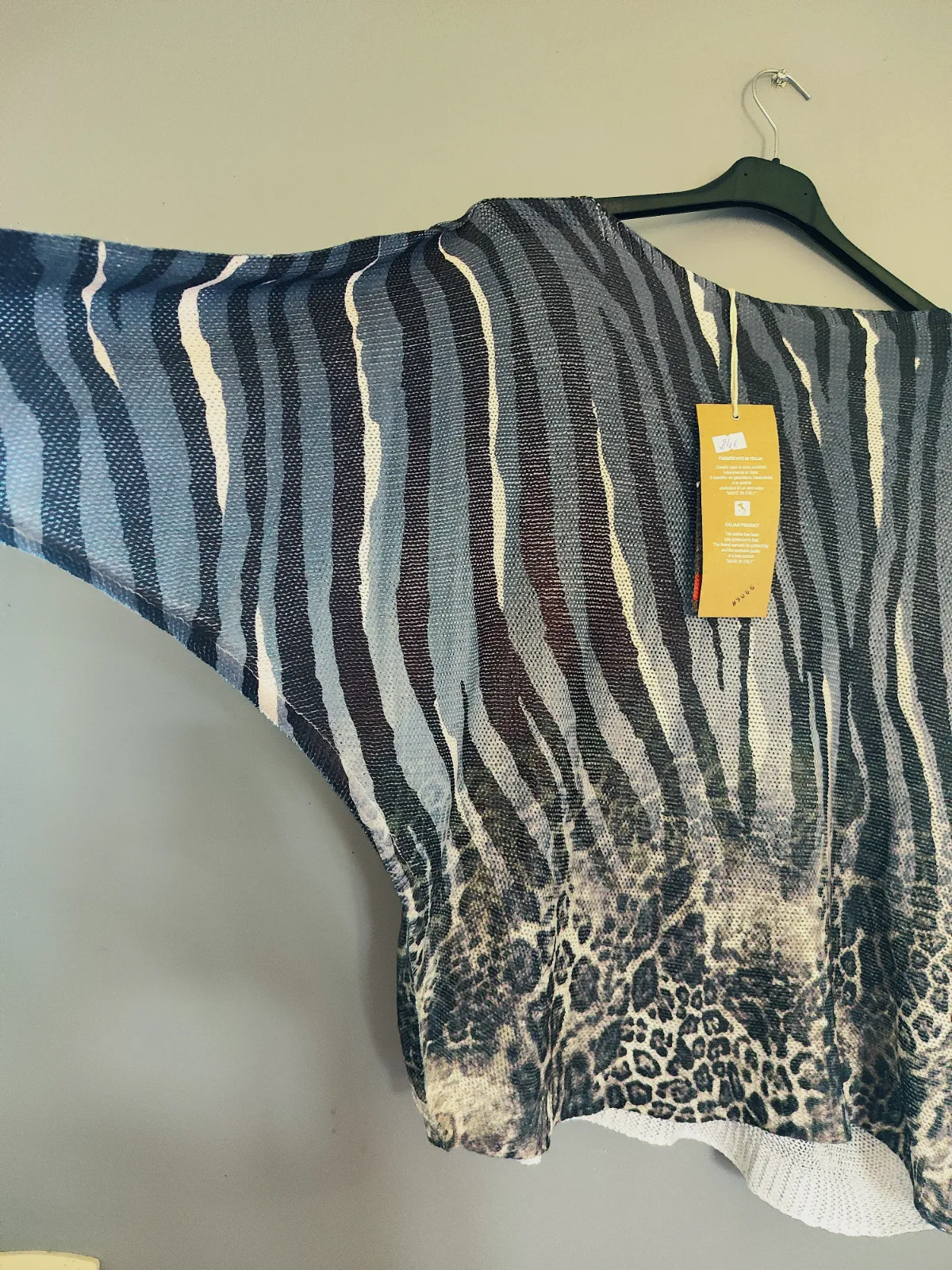 Pull Capucine Mode imprimé léopard et zèbre – Capucine Mode – taille Taille unique 2