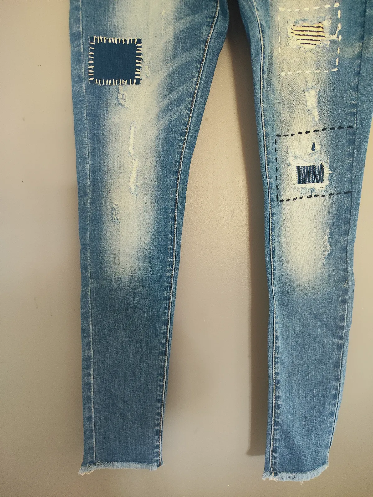 Jean slim délavé effet patchwork Remiss – Remixx – taille 38 4