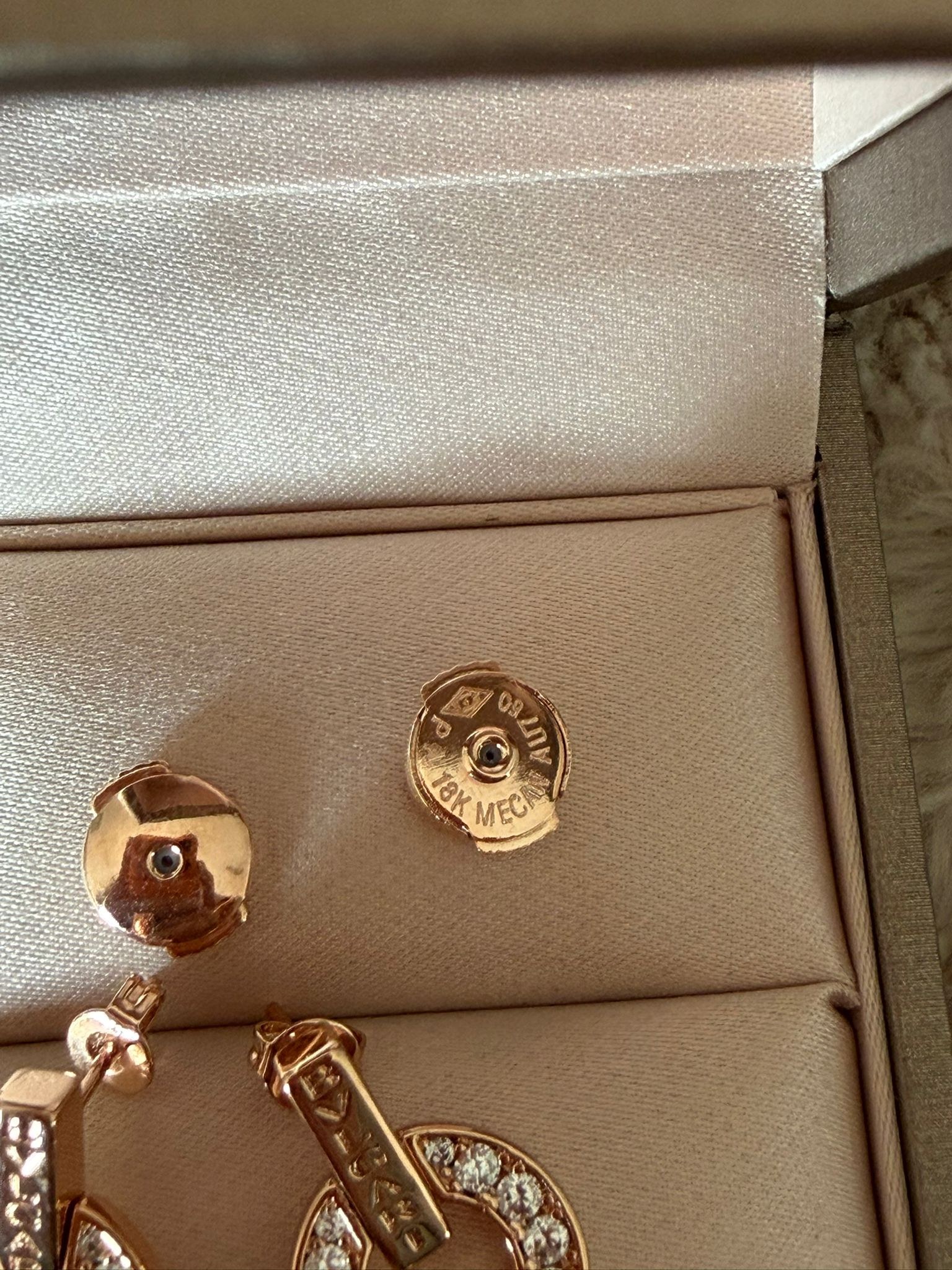 Boucles d'oreilles Bvlgari B.zero1 or ro 4