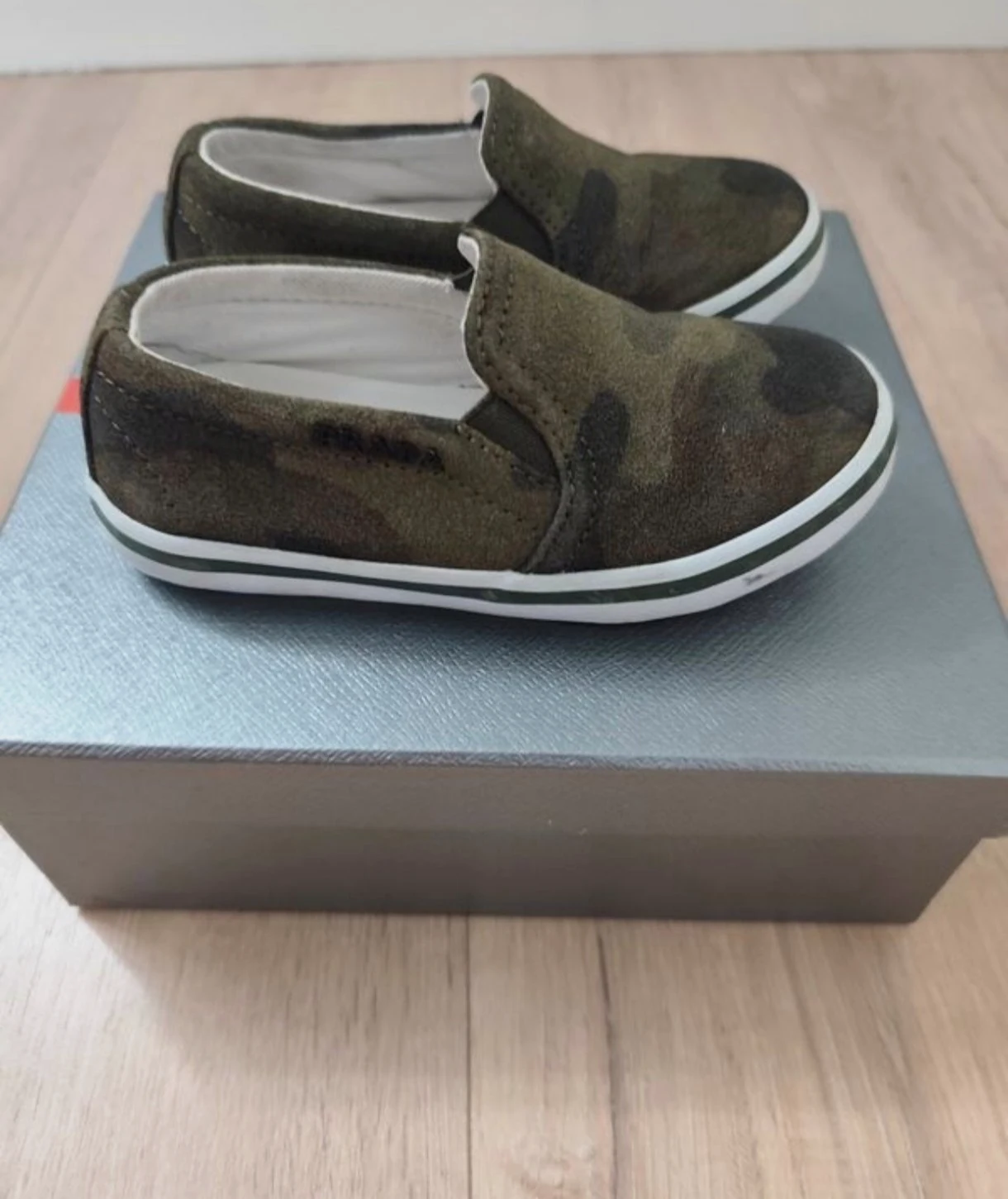Sneakers Slip-on Prada pour enfant