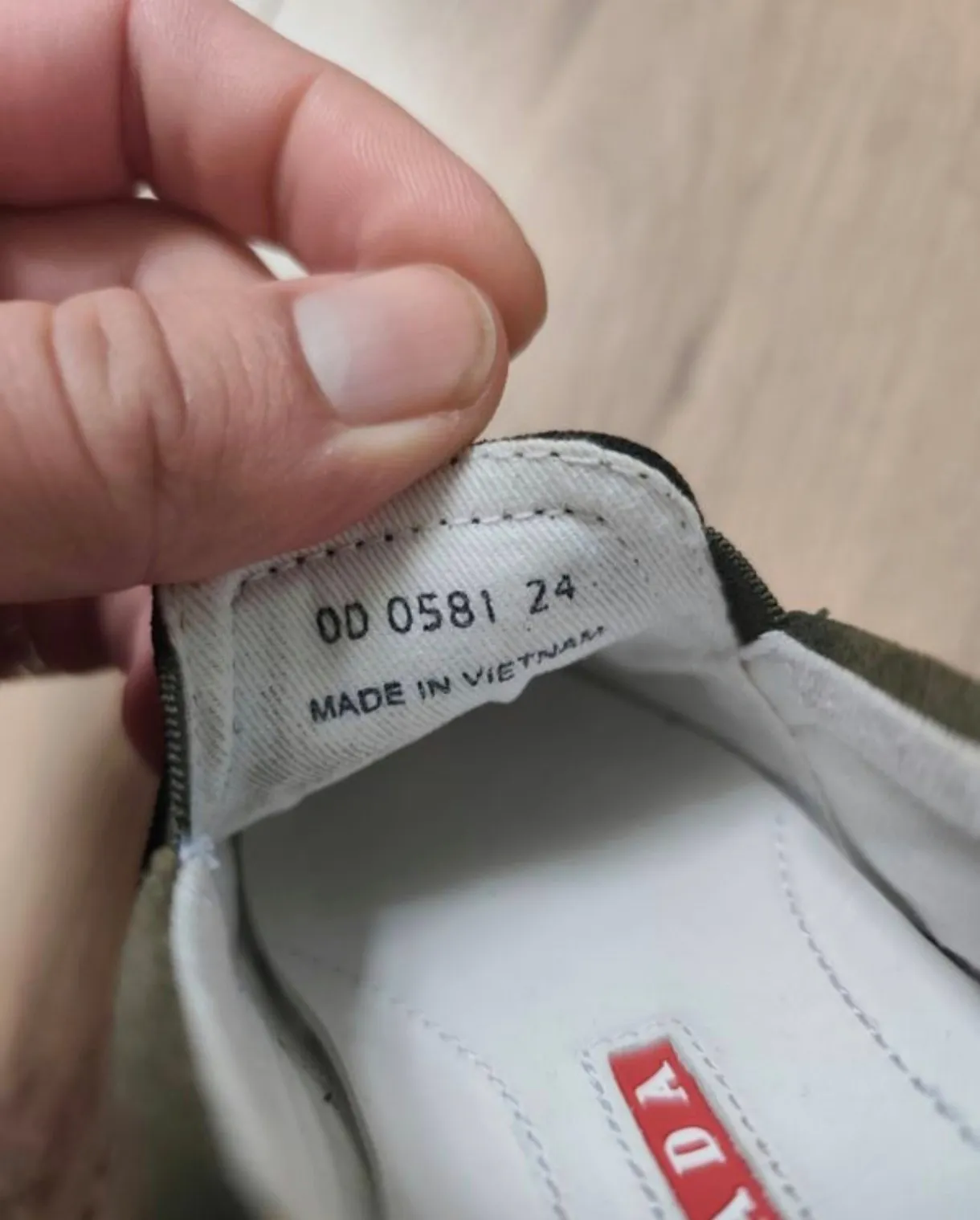 Sneakers Slip-on Prada pour enfant – Prada – taille EU 24 6